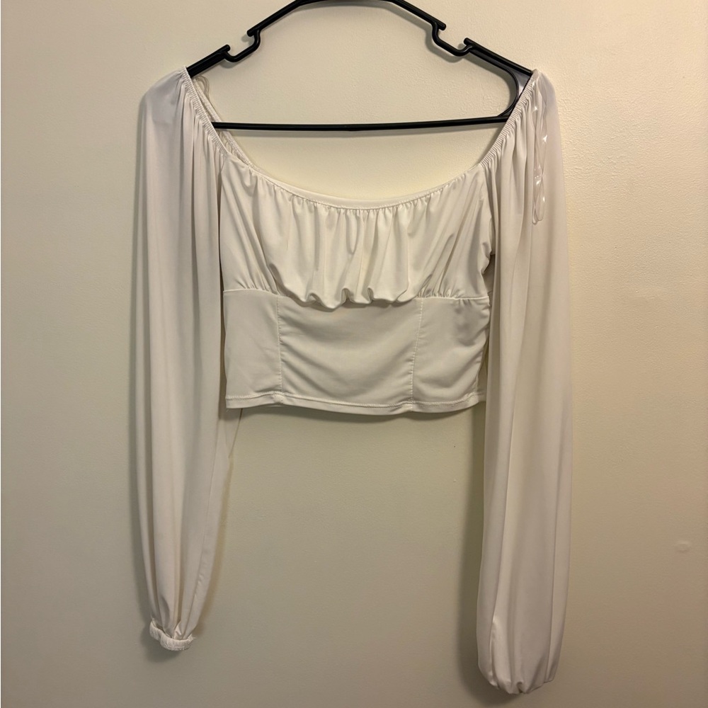 White crop top with cuffed sleeve